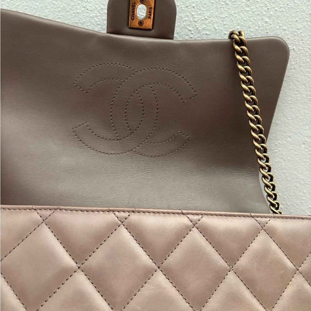 Stunning Chanel Calfskin Top Handle FlapBag